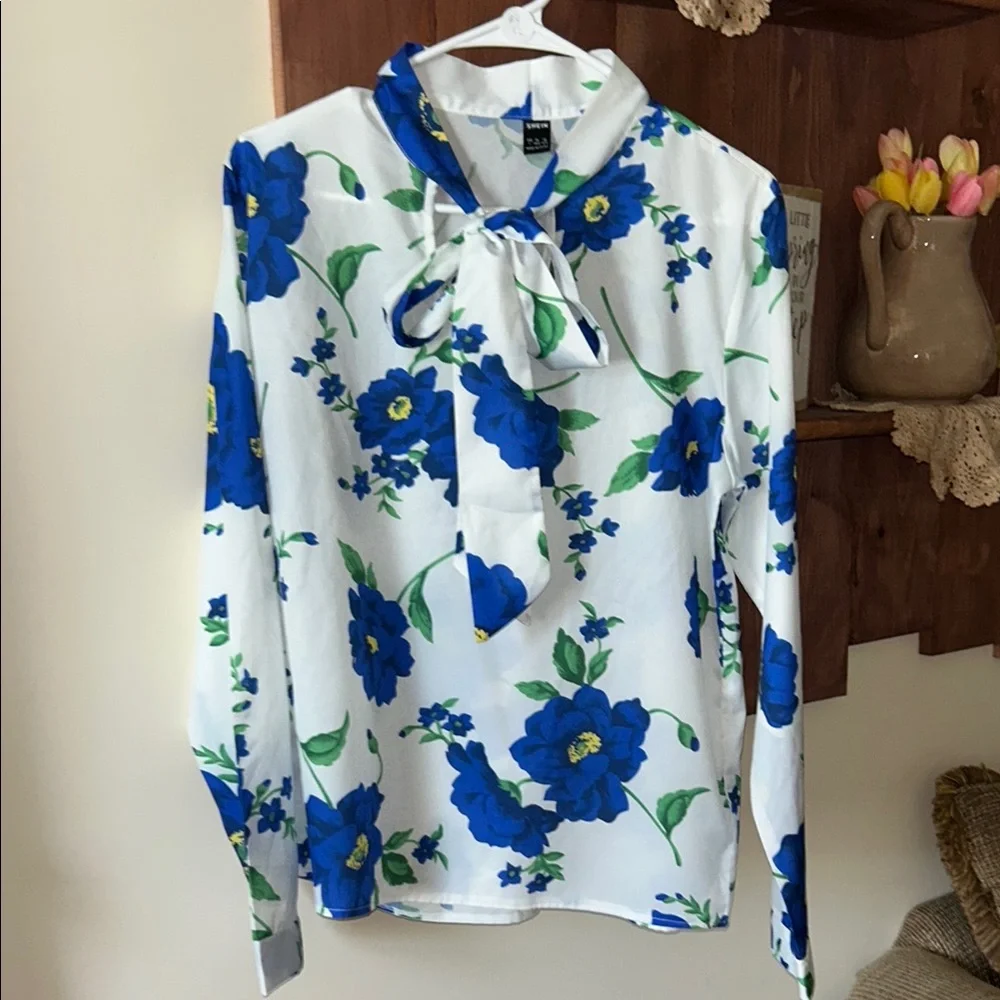 Shein blouse - Picture 1 of 5